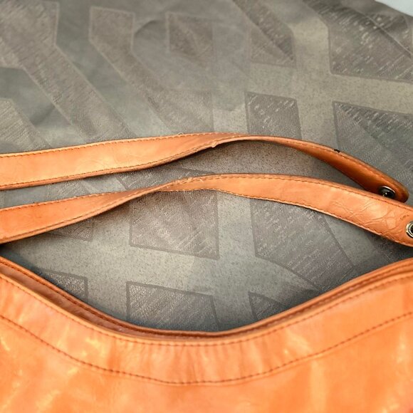 Maurices Creamy Orange Shoulder Bag with Silver Hardware & Size 20" X 12" X 4" - Picture 6 of 11